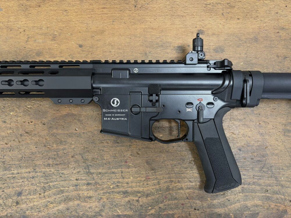 Schmeisser AR 15 DMR 18" (M4 Austria) austriacka wersja Schmeisser AR 15 DMR z różnymi częściami tuningowymi