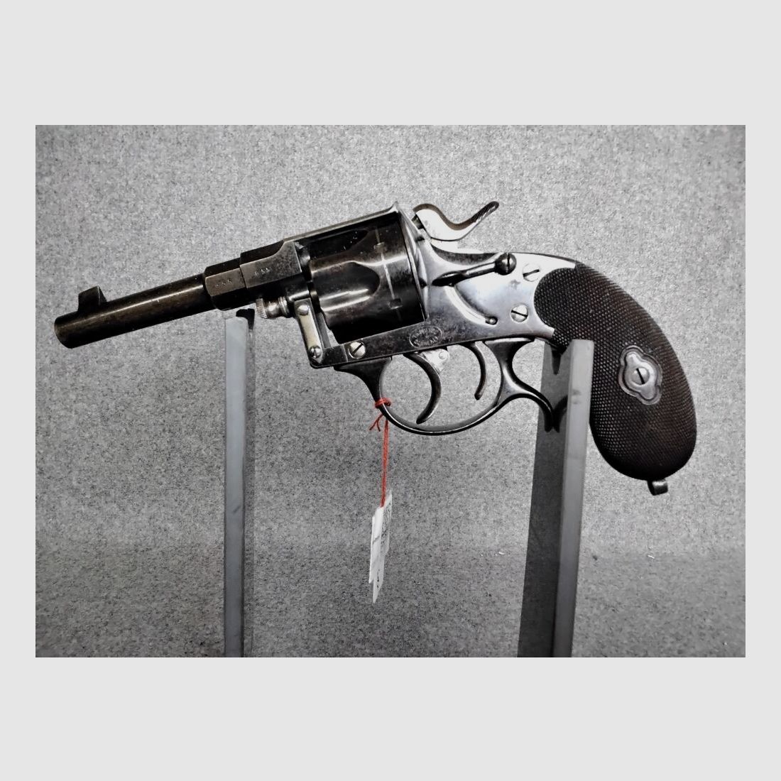 Dreyse M 1883 - Reichsrevolver-uitvoering voor officieren