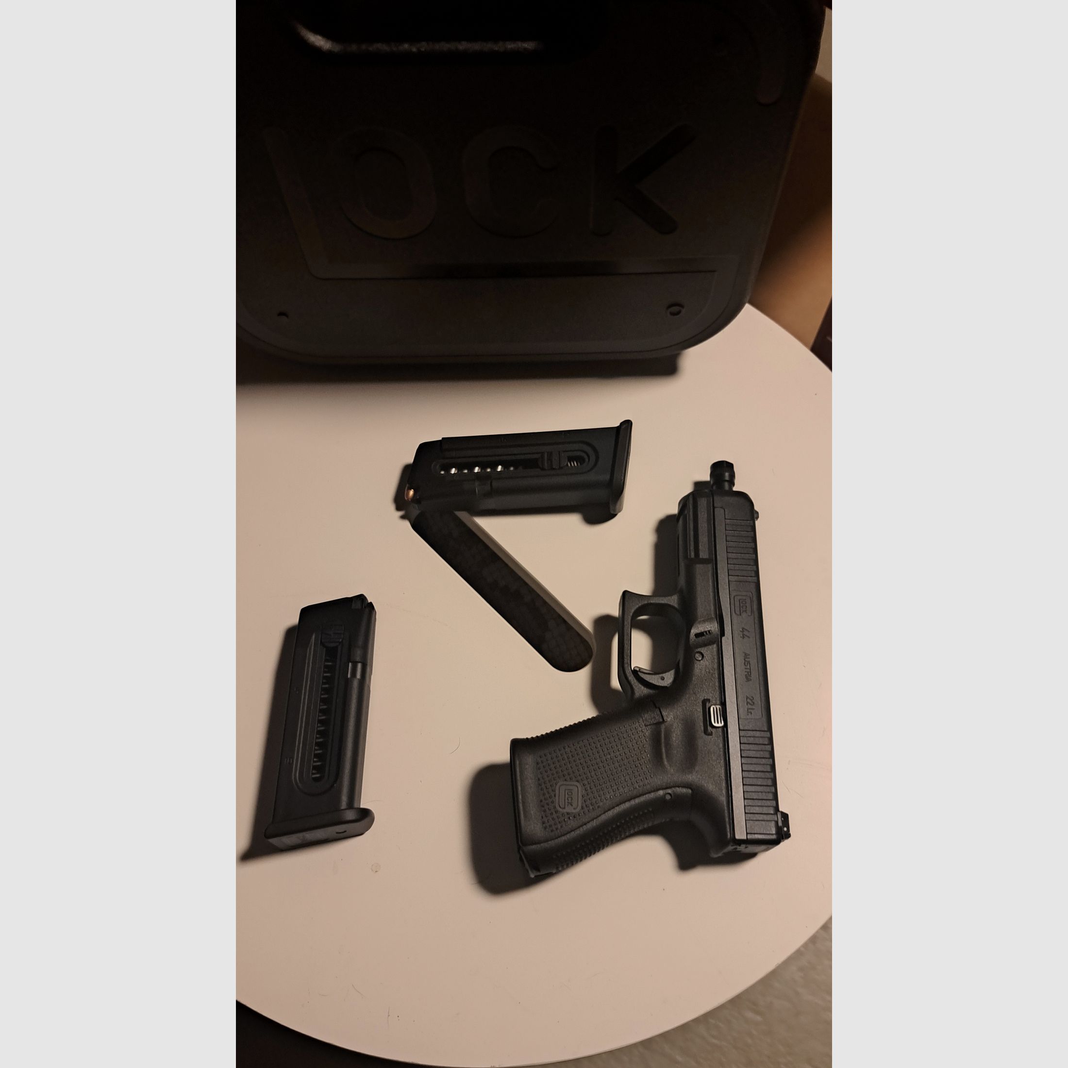 Glock 44 met schroefdraadloop