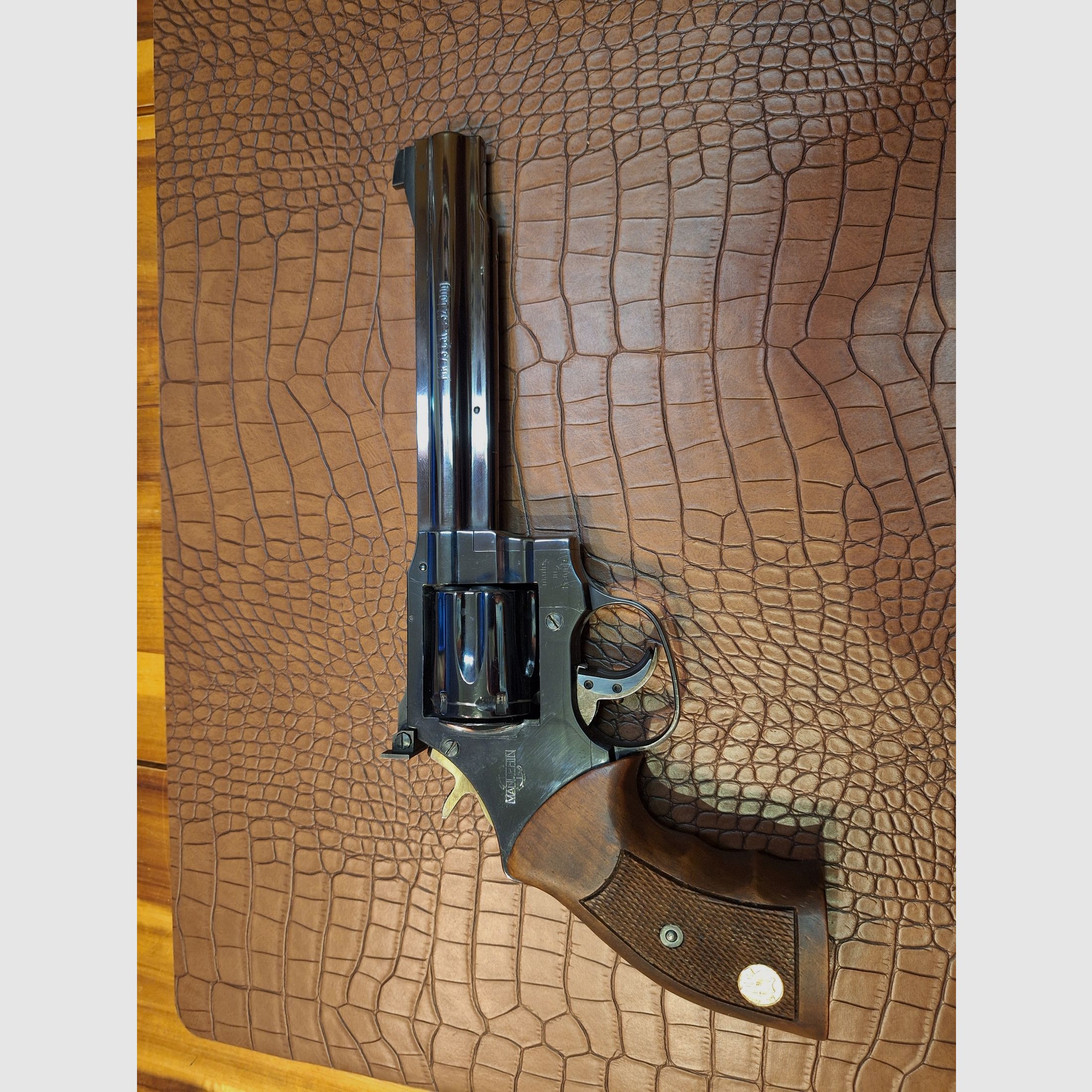 Revolver Manurhin MR 73 Kaliber .32 S&W Long 6 Zoll Lauf 