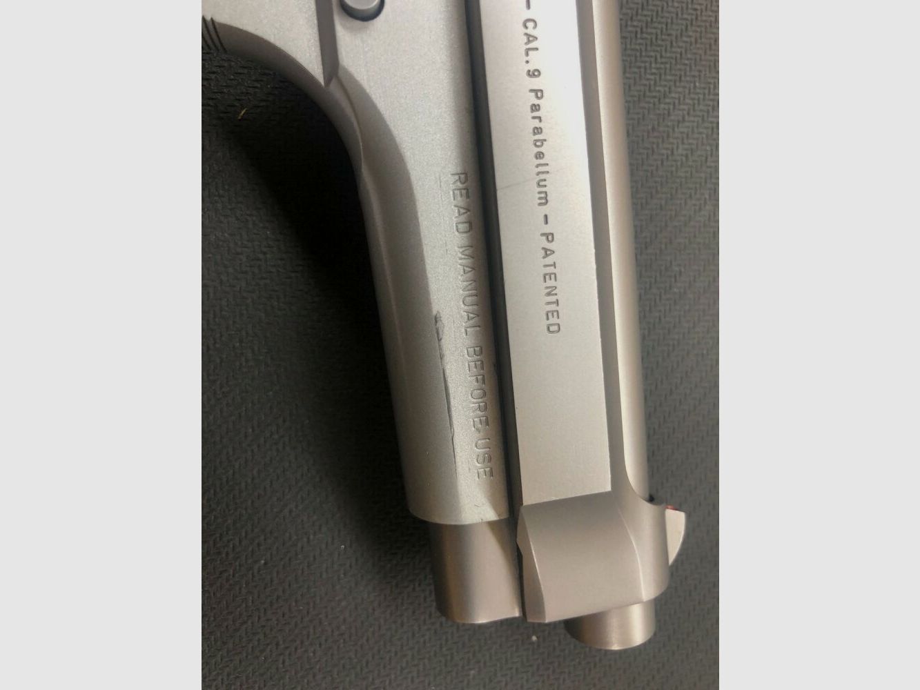 Beretta 92FS 9mmLuger