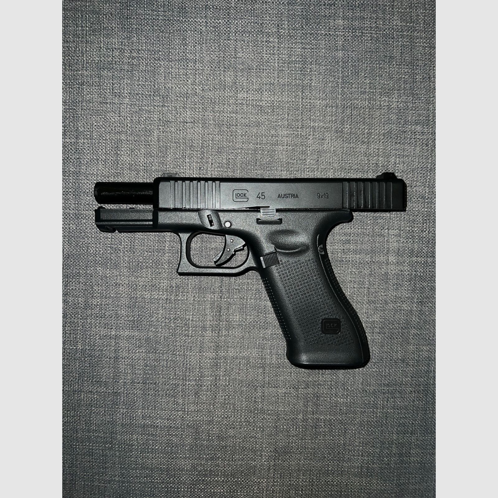 Glock 45 Airsoft mit Metallschlitten GBB 6mm BB schwarz