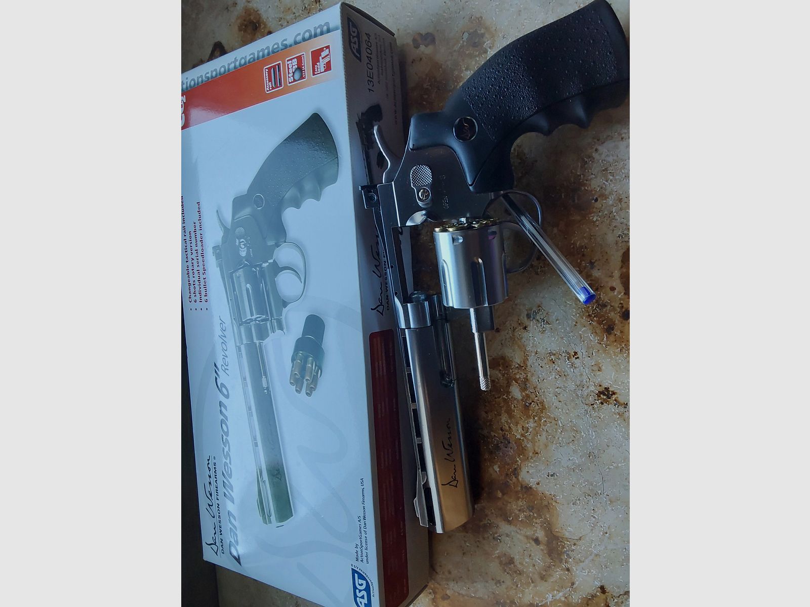 0an Wesson CO2 Revolver  6 Zoll 4,5mm BB