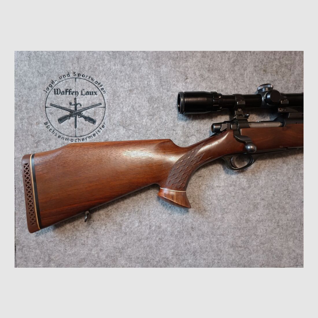 Remington Arms Mod. Mohawk - 600 mit ZF Bushnell 4-12x40 Stutzen