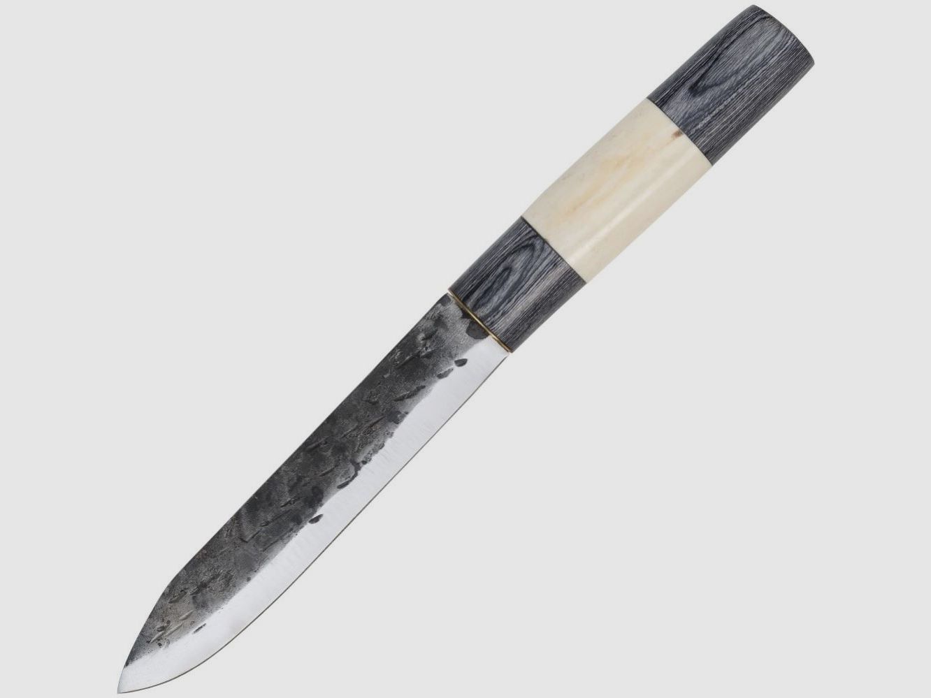 Saxmesser mit einer geschmiedeten Klinge