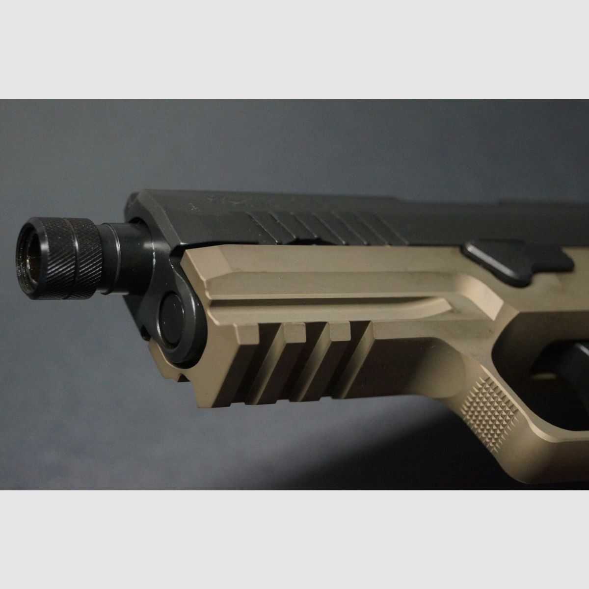 Sig Sauer P320 AXG Combat, Bild 4 von 5
