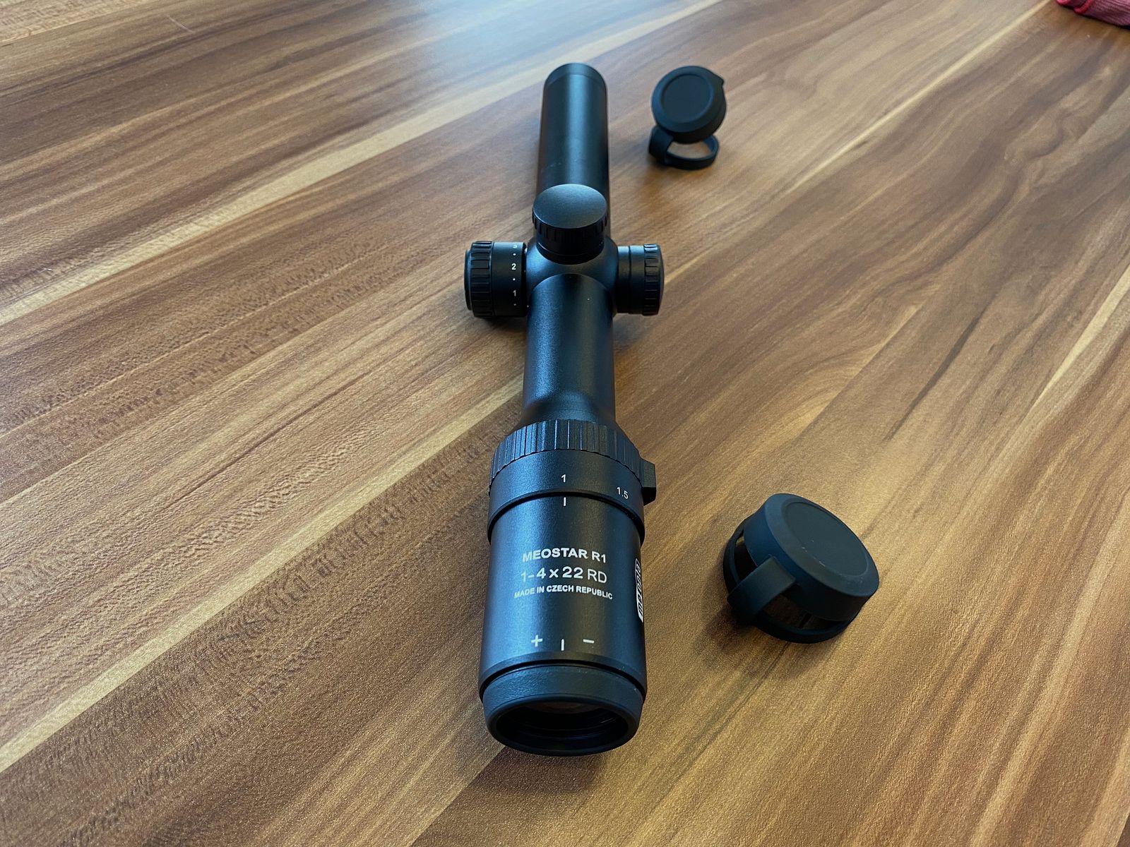 Meopta Meostar R1 1-4x22RD R1r Zielfernrohr Drückjagdzielfernrohr Drückjagdglas K-Dot Leuchtabsehen 