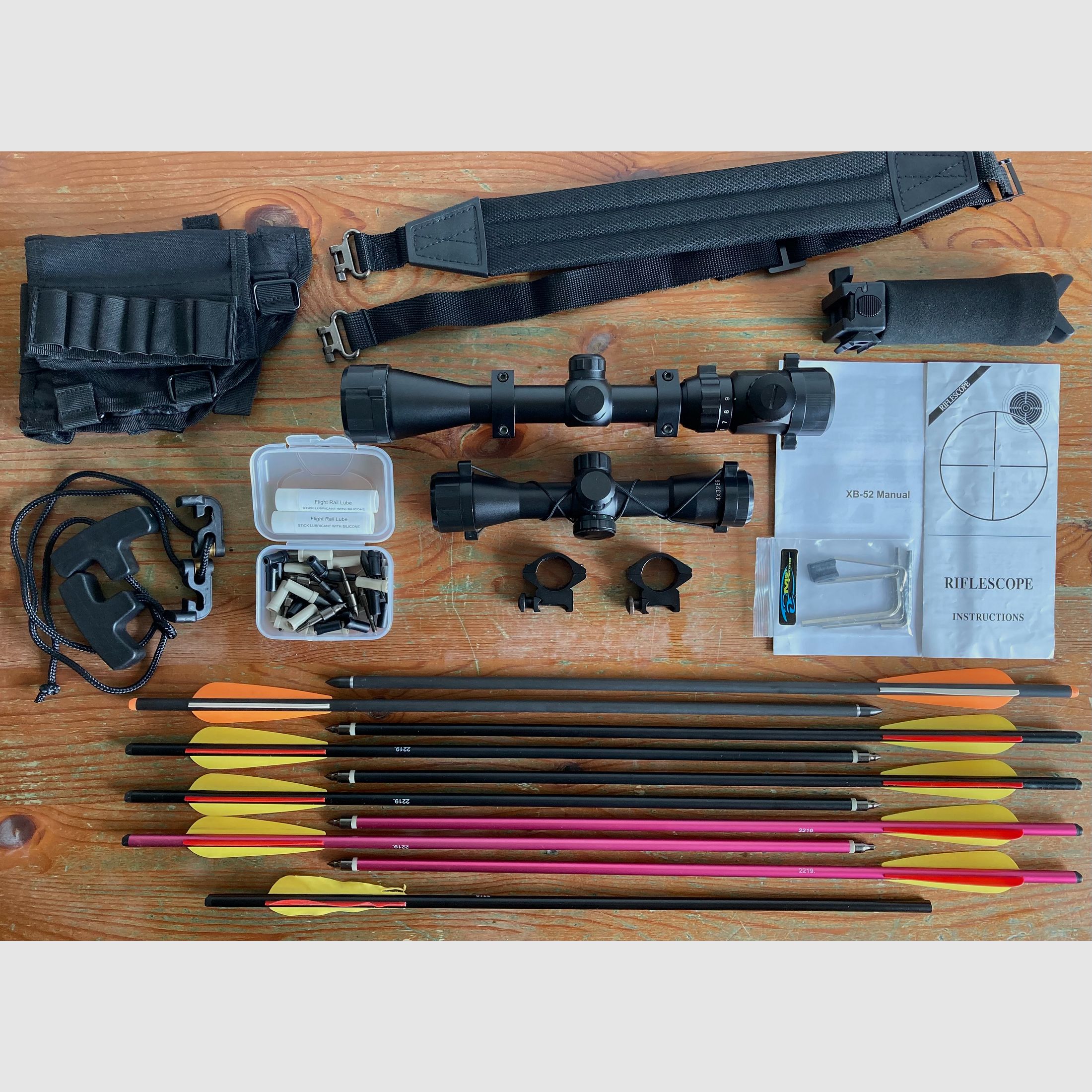 Man Kung Stalker XB52 Schwarz 185 lbs 370 fps 
