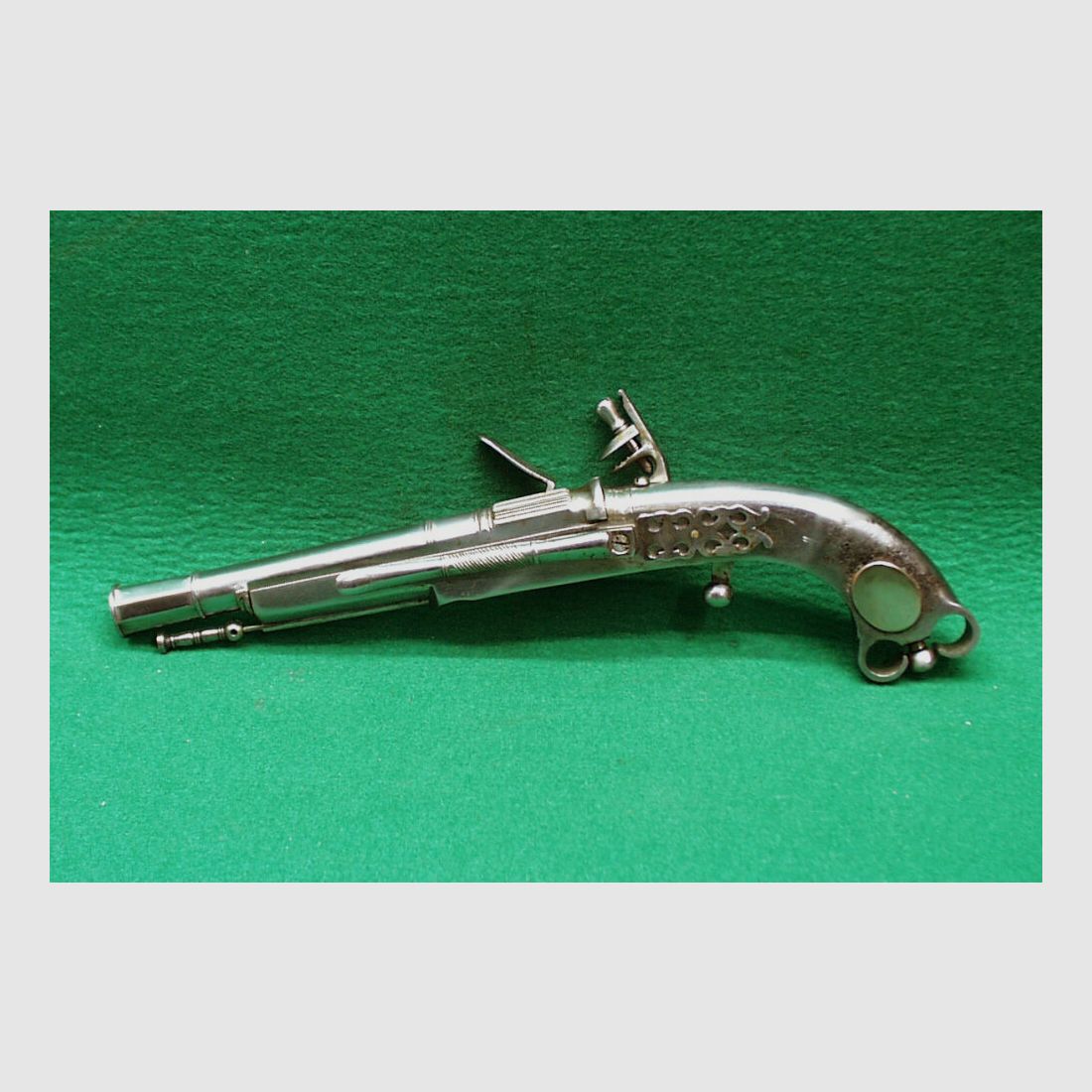 Décoratif - Pistolet à silex écossais tout en métal - Pistolet