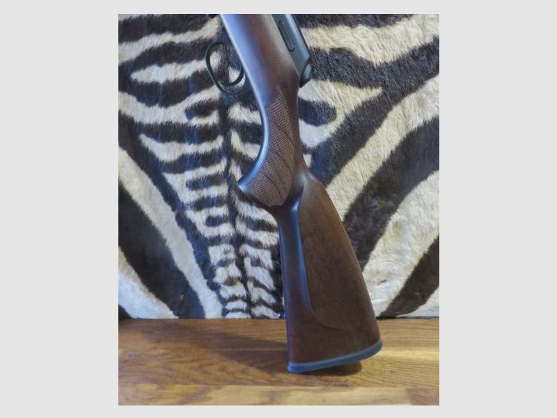 Carabina CZ 457 Luxe cal.17HMR canna 63 cm filettata 1/2×20, immagine 9 di 10
