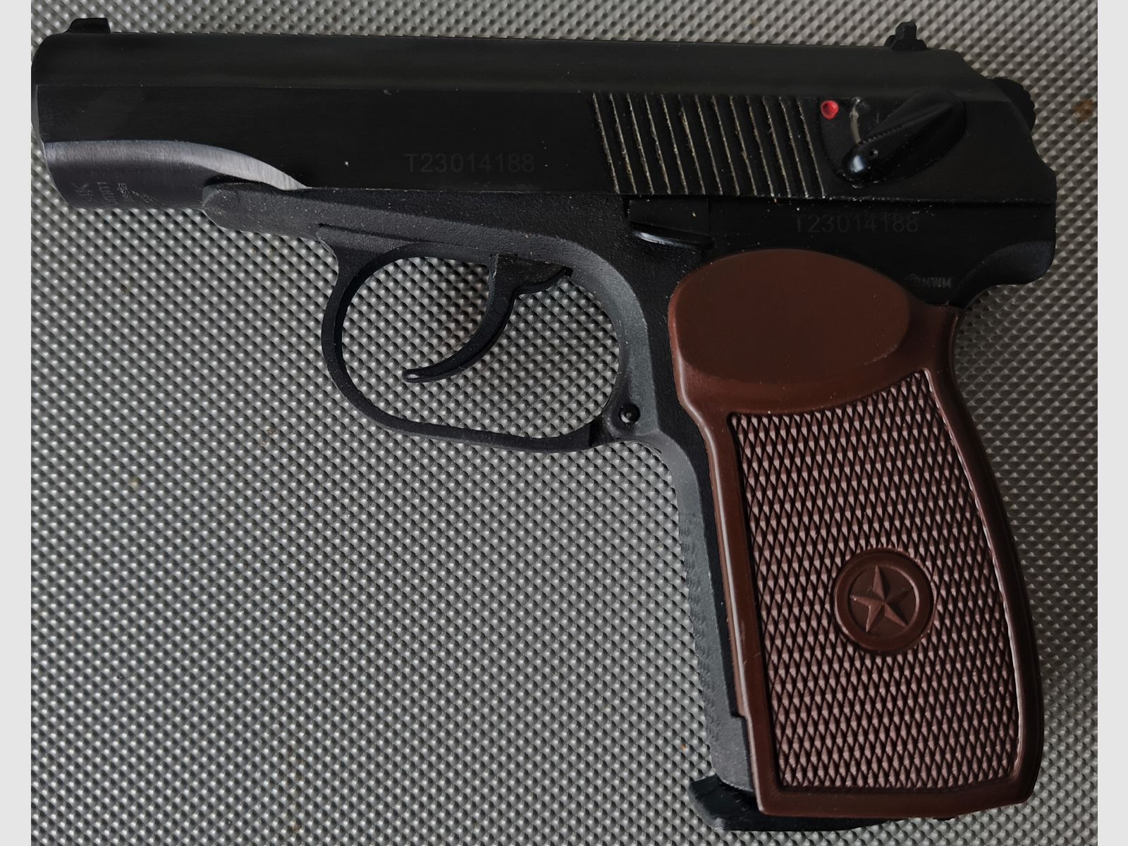 Baikal-Makarov MP-654K & Bruin Echt Leer MDI Holster plus 1 Pak 5er Co2-cartridges en 1 pak - 4,5mm BB'S, afbeelding 5 van 14
