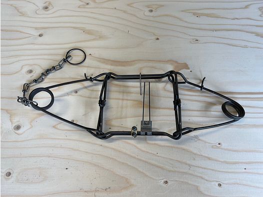 Historical Conibear trap medium size 18x18 cm