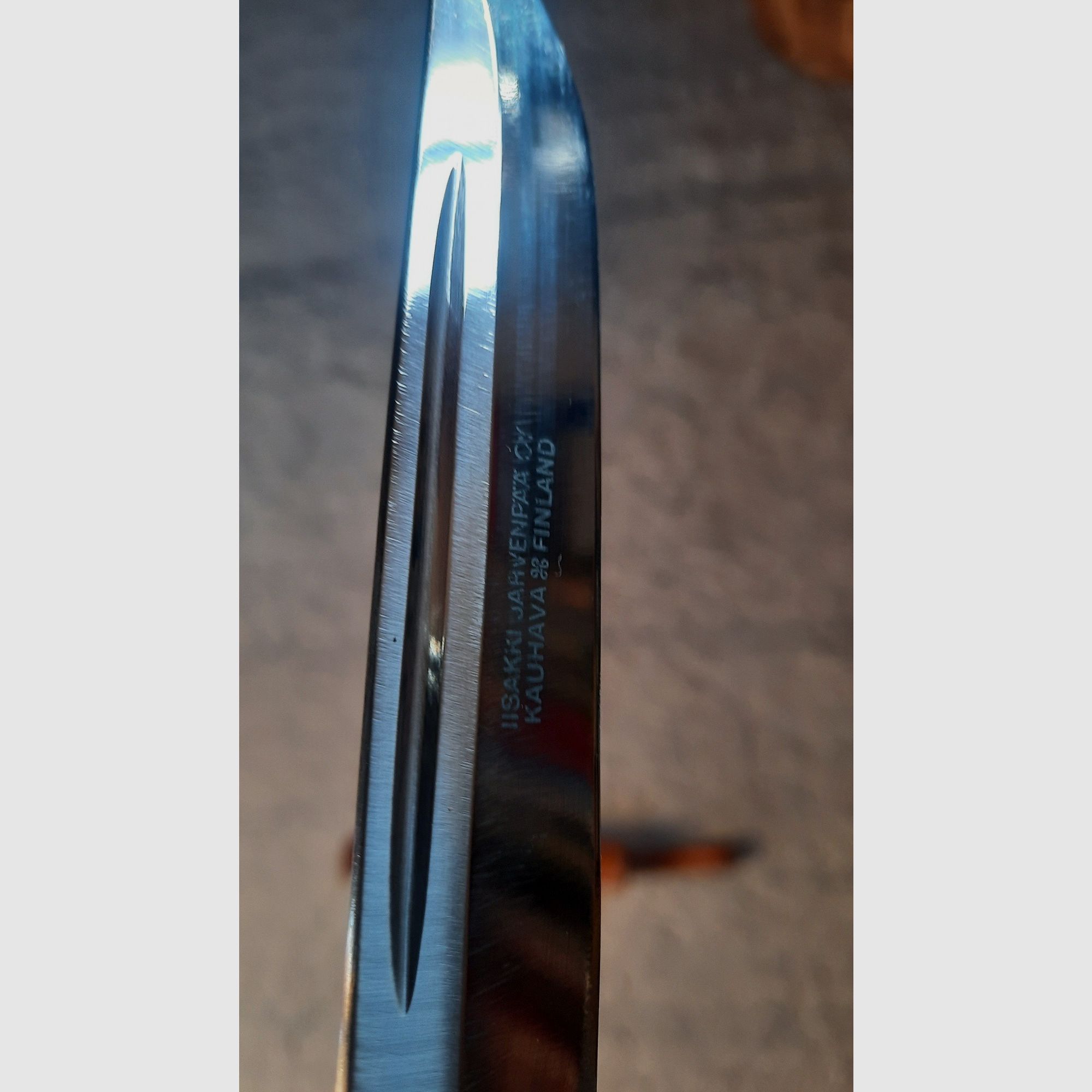Bellissimo coltello da caccia e da esterno Kauhava dalla Finlandia. PUUKO Messer