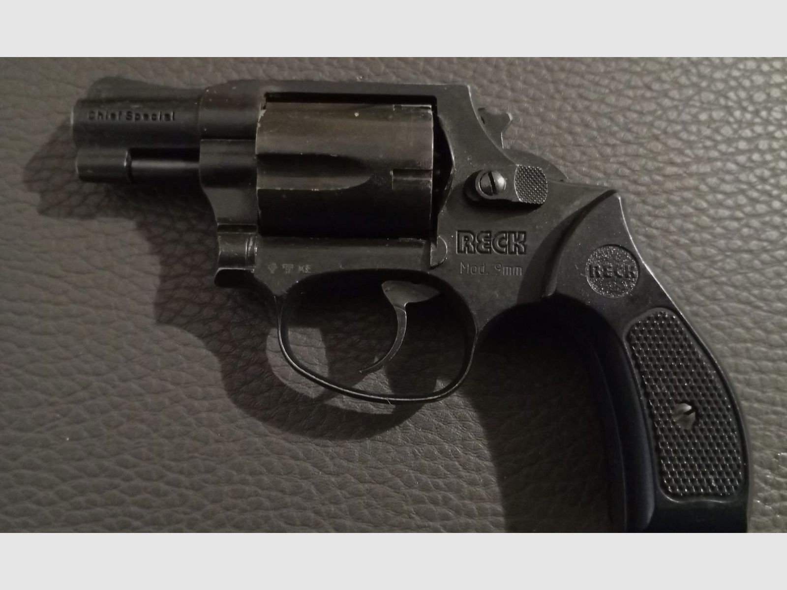 Reck Smith Wesson 9mm Chief Special Schreckschussrevolver