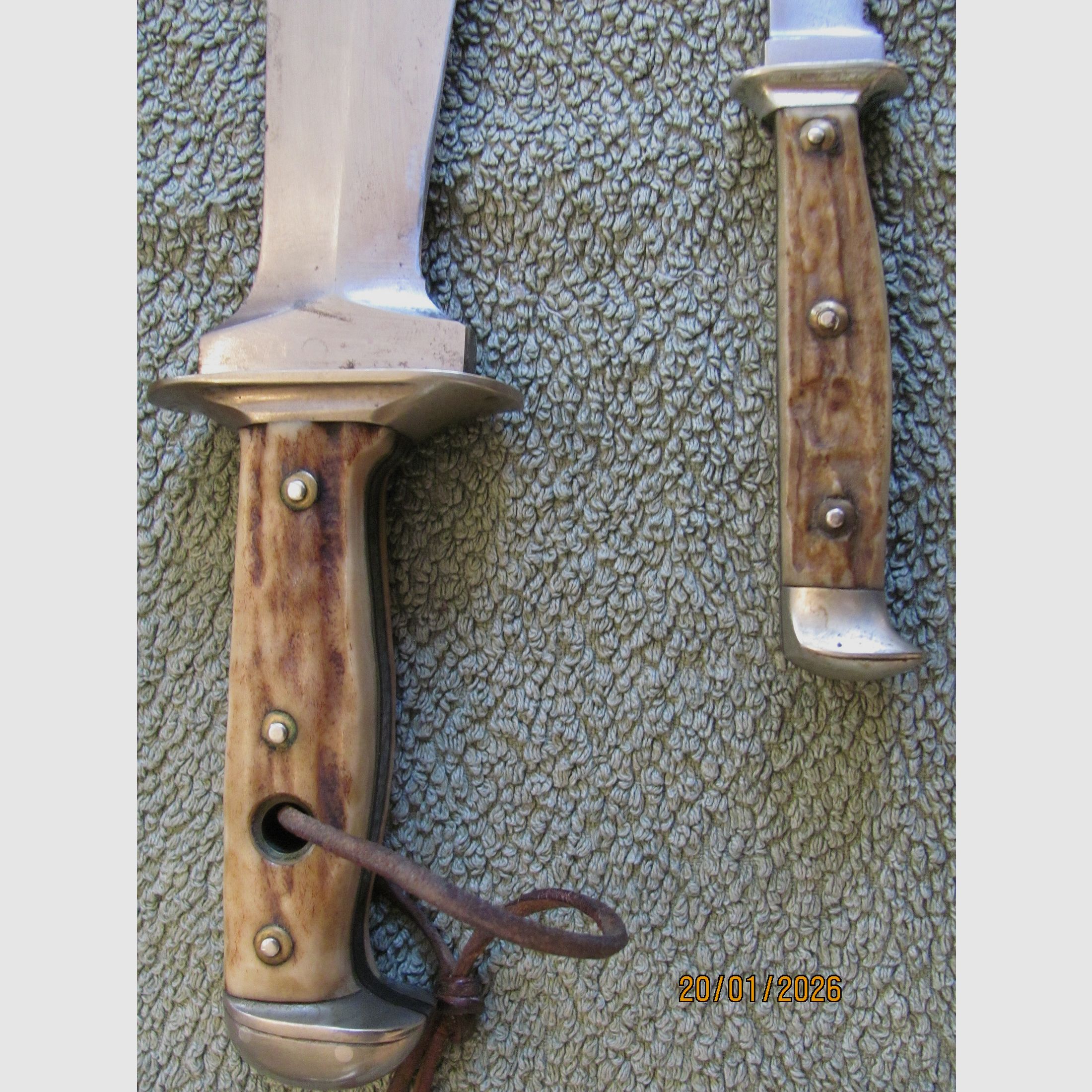 Original Puma Waidblatt 3588 in Holzbox - geführt, ohne Schäden