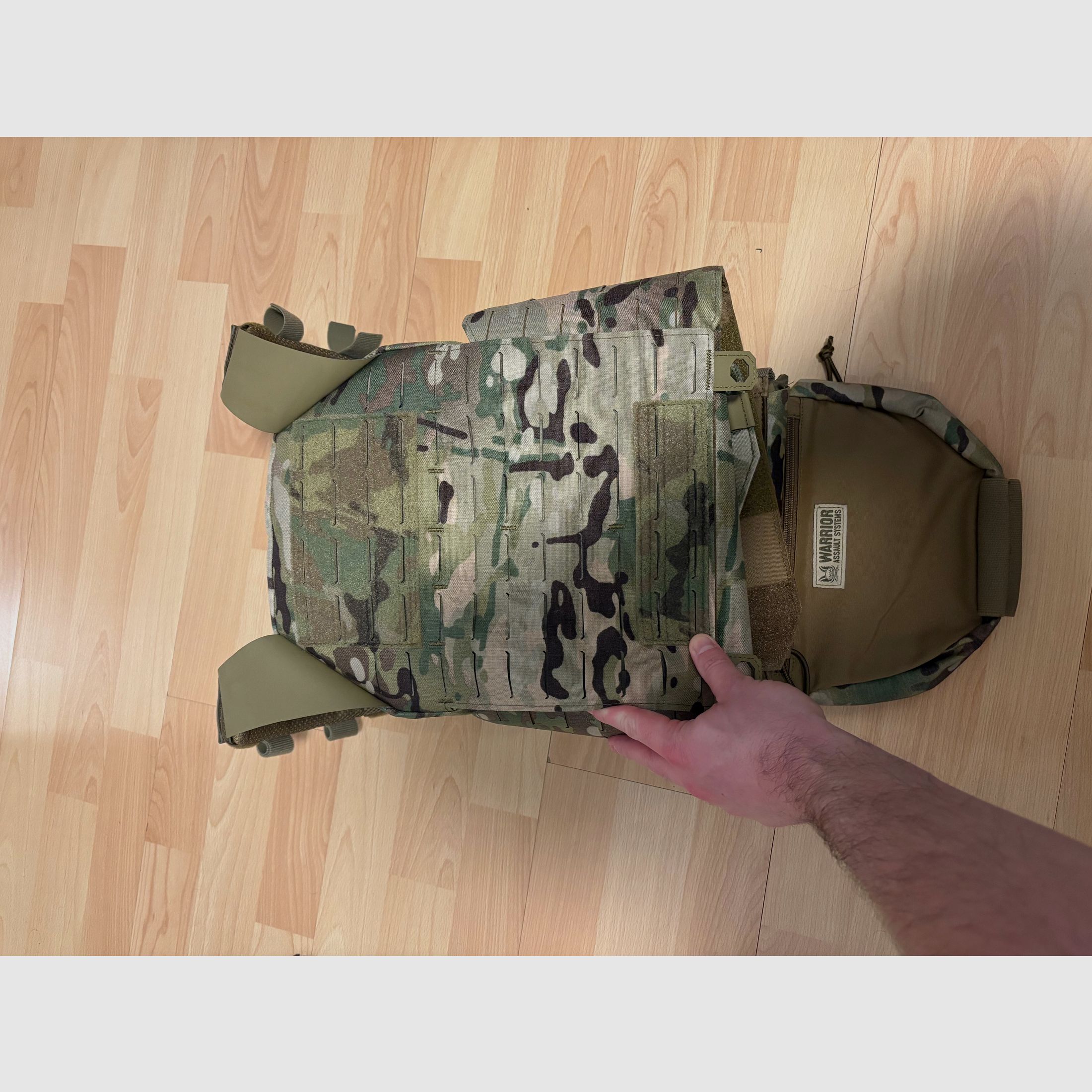 Warrior Assault Systems Plate Carrier + Magazine Pouch New