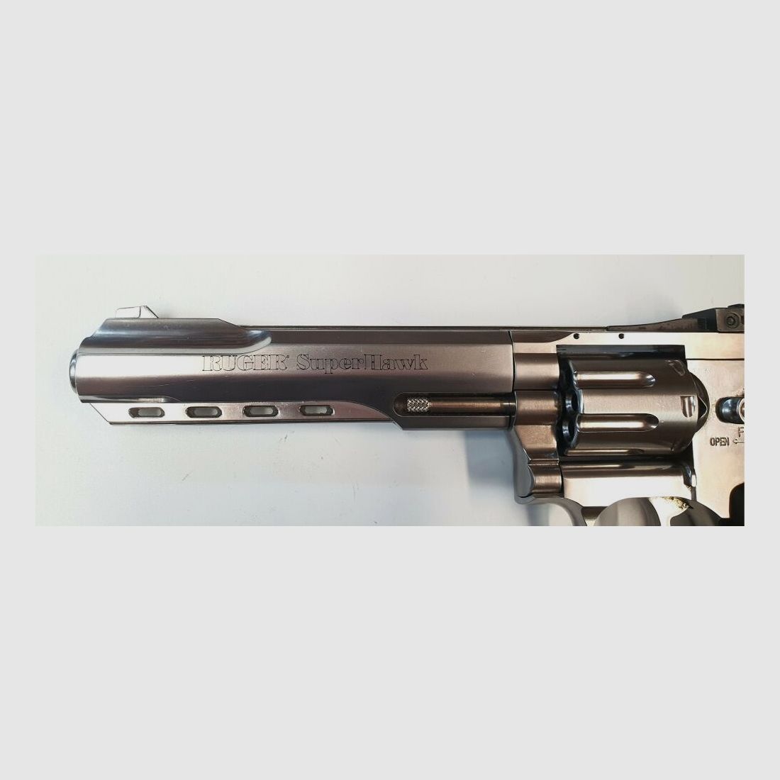 RUGER Airsoft CO₂ Ruger SuperHawk Chrome Finish, 6mm, Airsoft Revolver; F im Fünfeck - Defekt