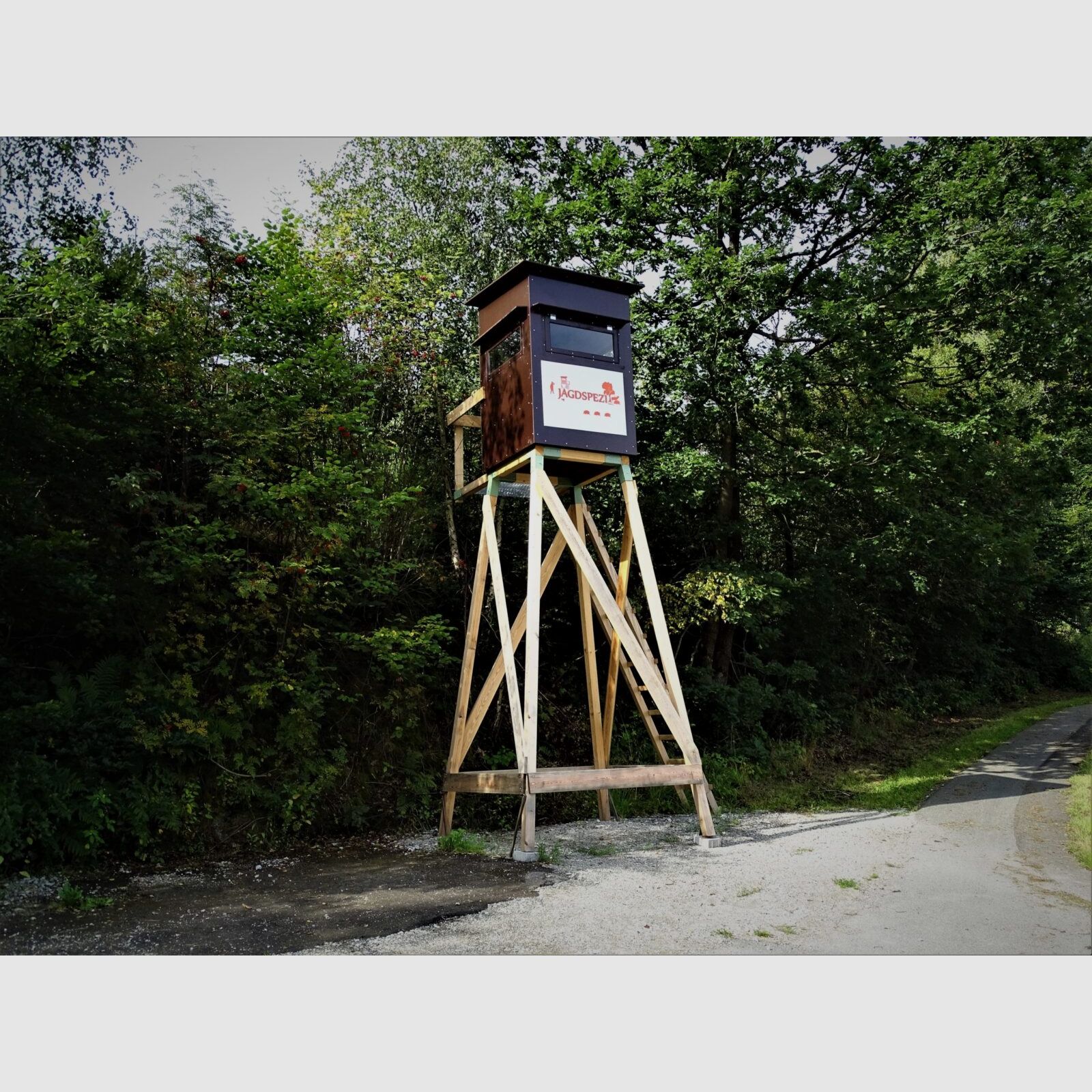 Holzkanzel - Bausatz 4m Höhe - ohne Filzverkleidung und manuelle Fensteröffnung