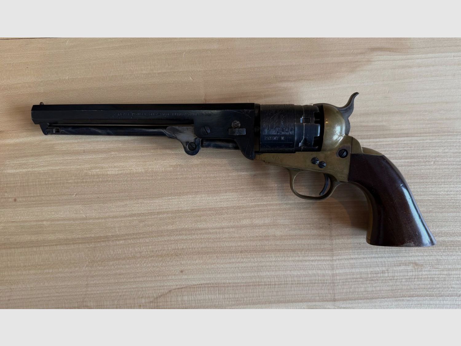Navy Mod. 1851 mit Achtkantlauf Kal. 44 Schwarzpulver