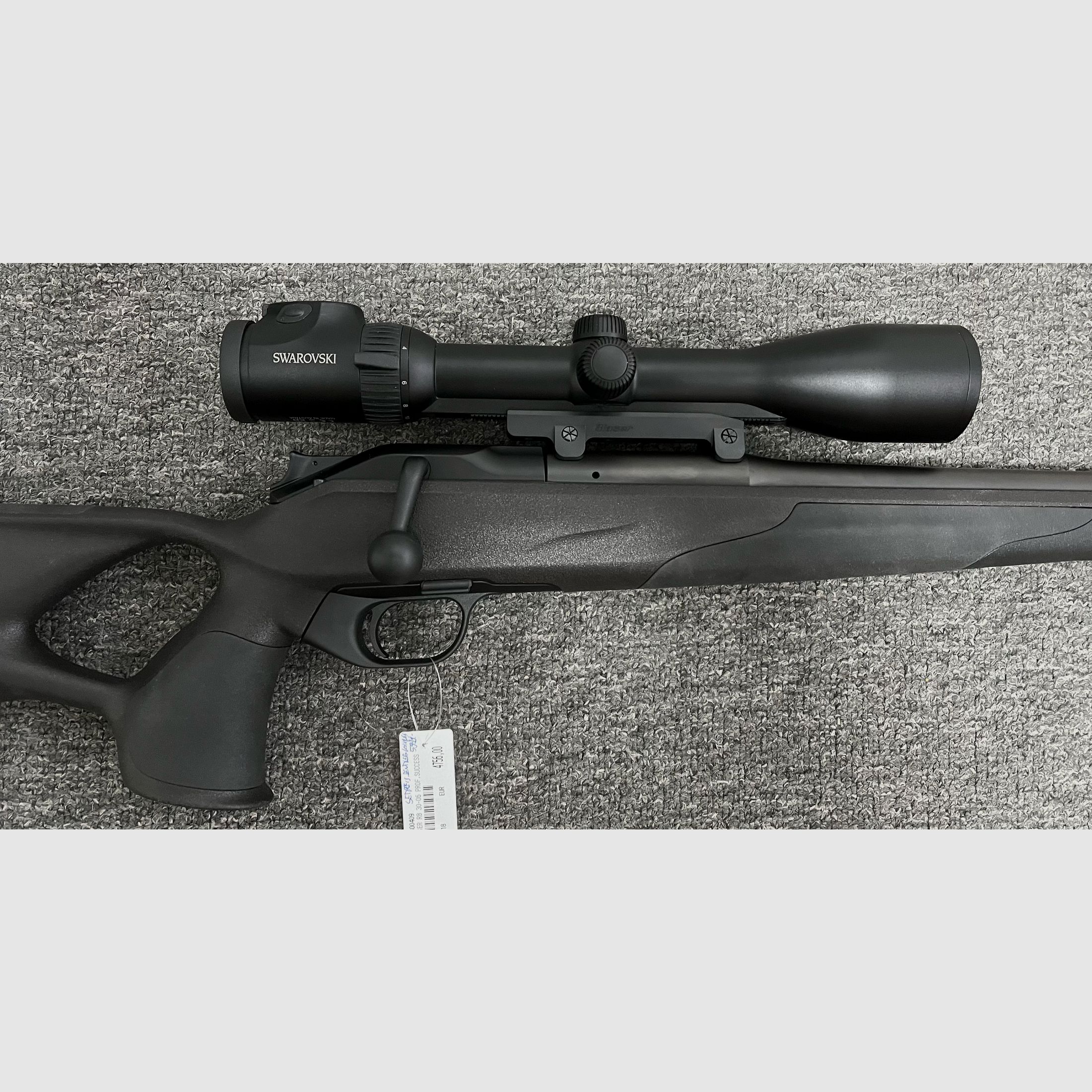 Blaser R8 Professional Success .30-06 + Swarovski 2-12x50 + Sattelmontage