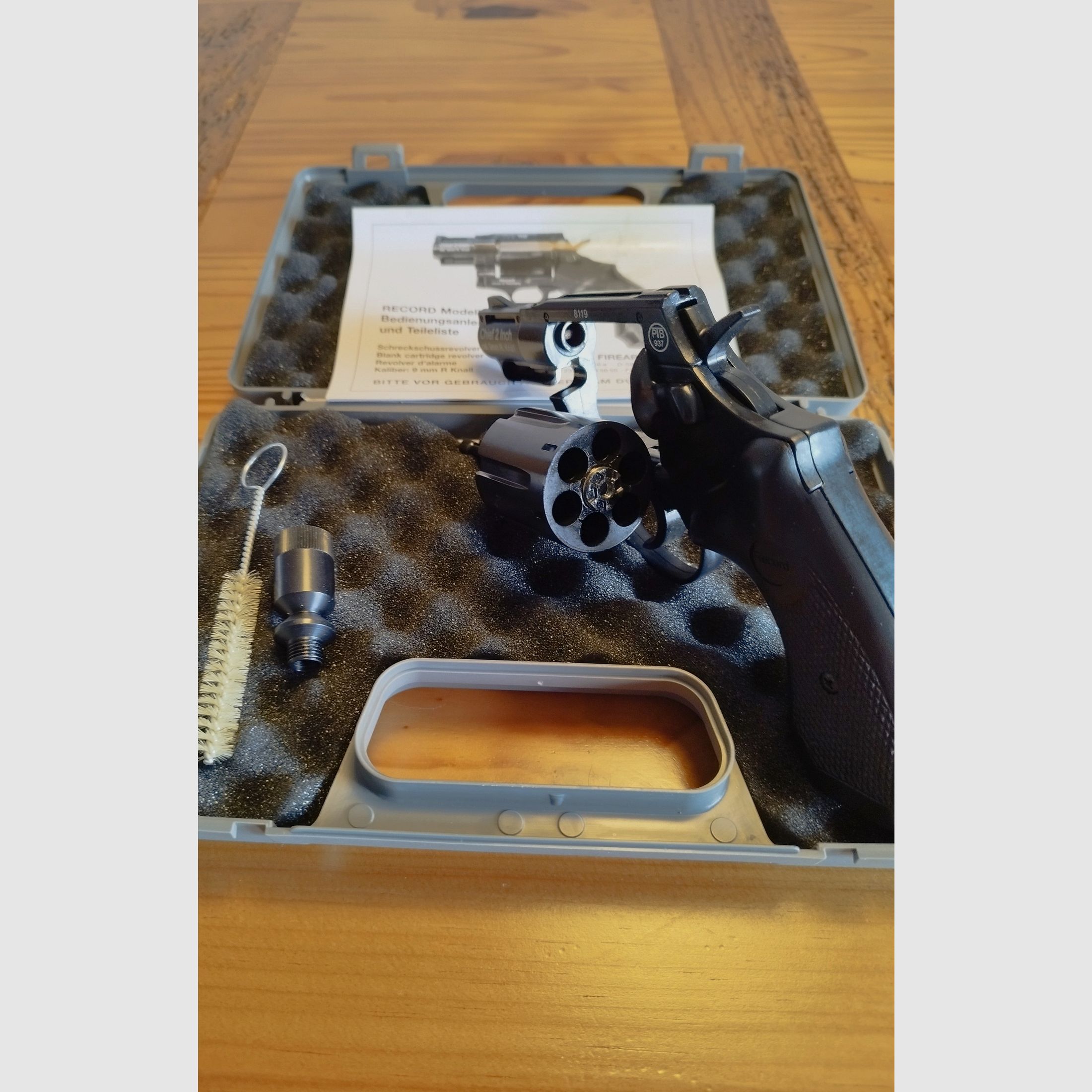 Record Chief 2" Schreckschuss Revolver Kaliber 9mm R.K