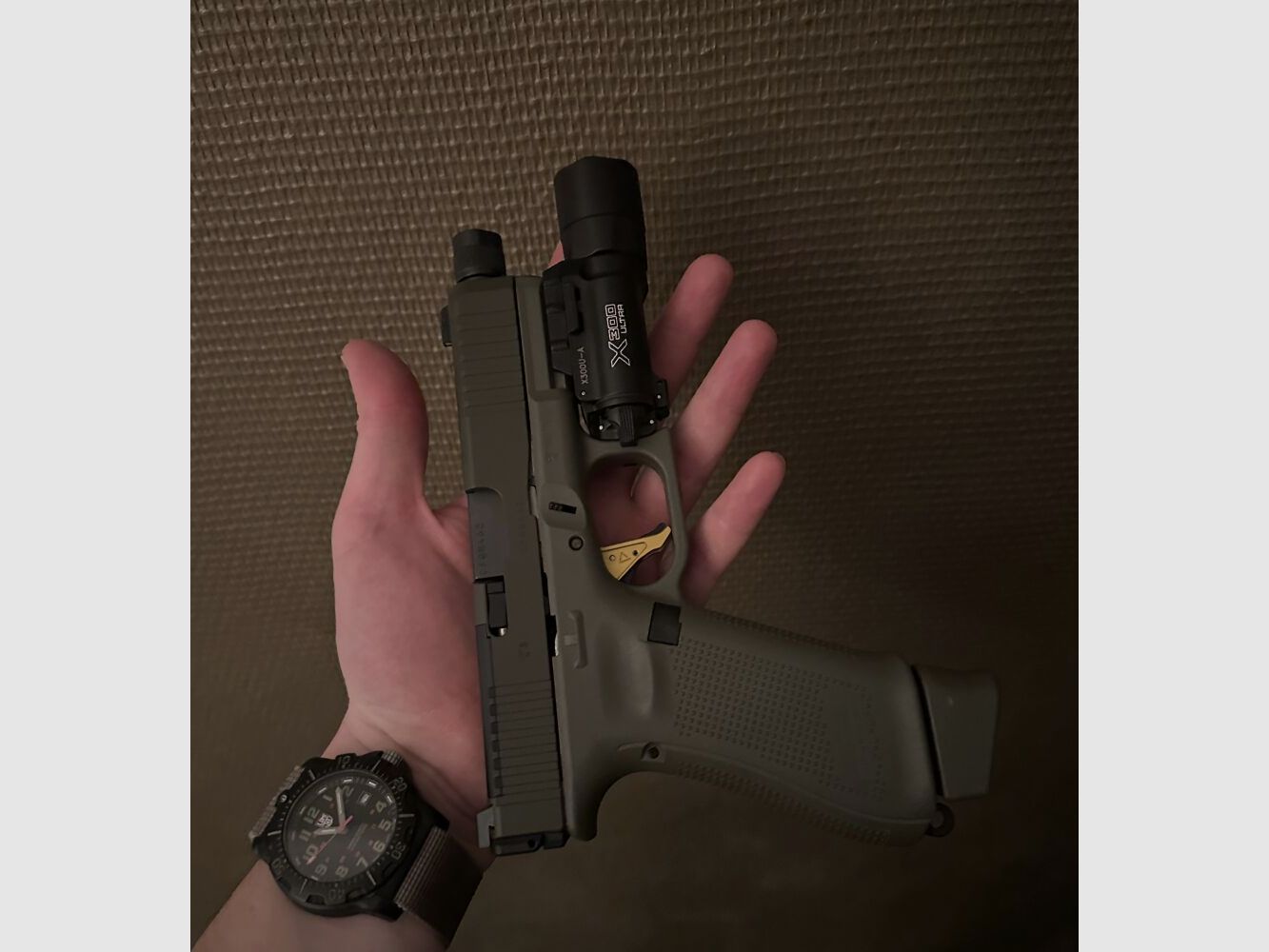 Tactical Light S-X3OOUltra DEAKTIVIERT!!! Frei erhältlich!!!