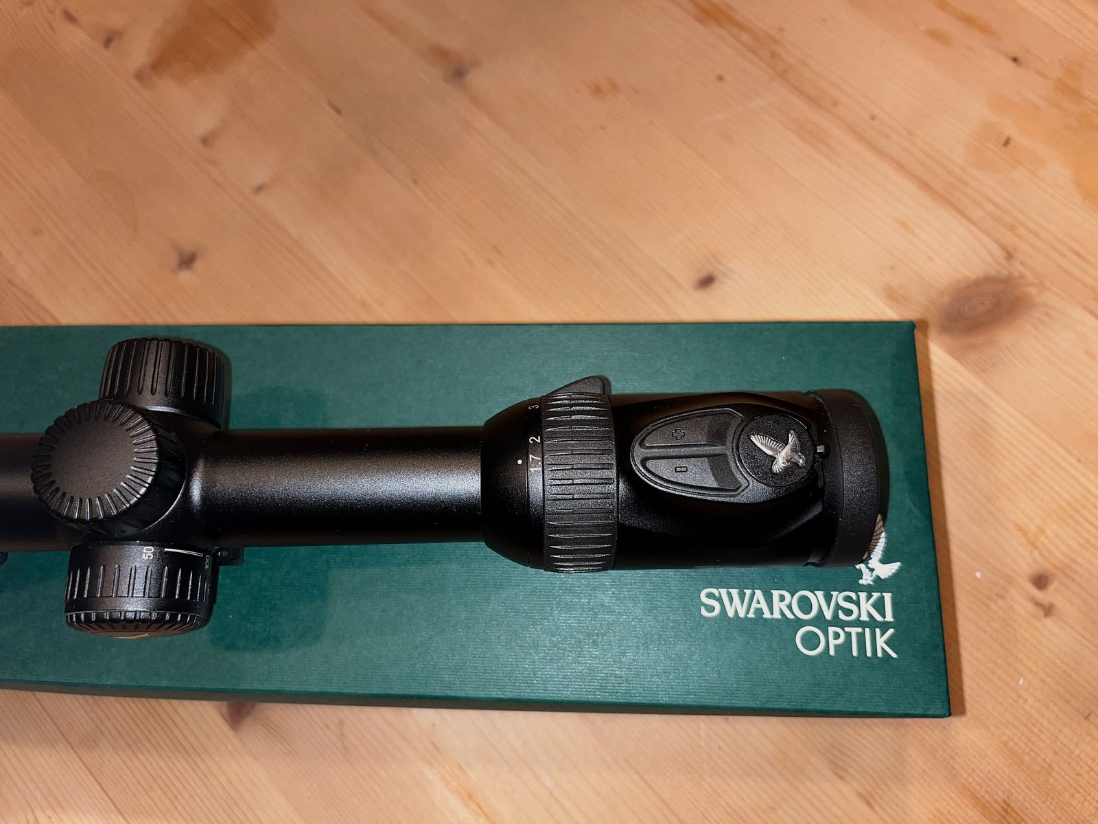 Swarovski Z8i 1.7-13.3x42 avec rail SR et réticule 4Ai