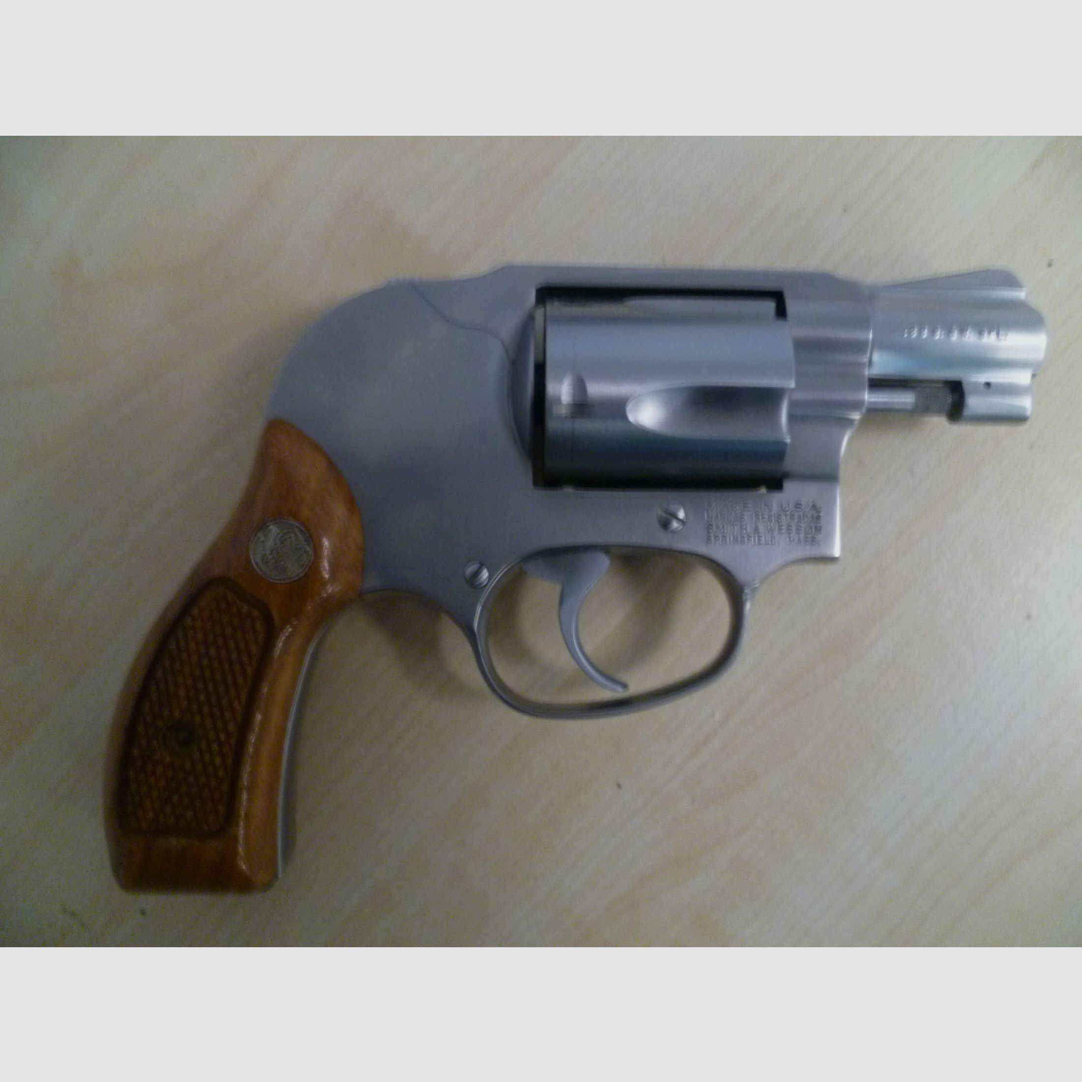 Revolver Smith & Wesson M 641-2 Bodyguard .38 S&W SPL.