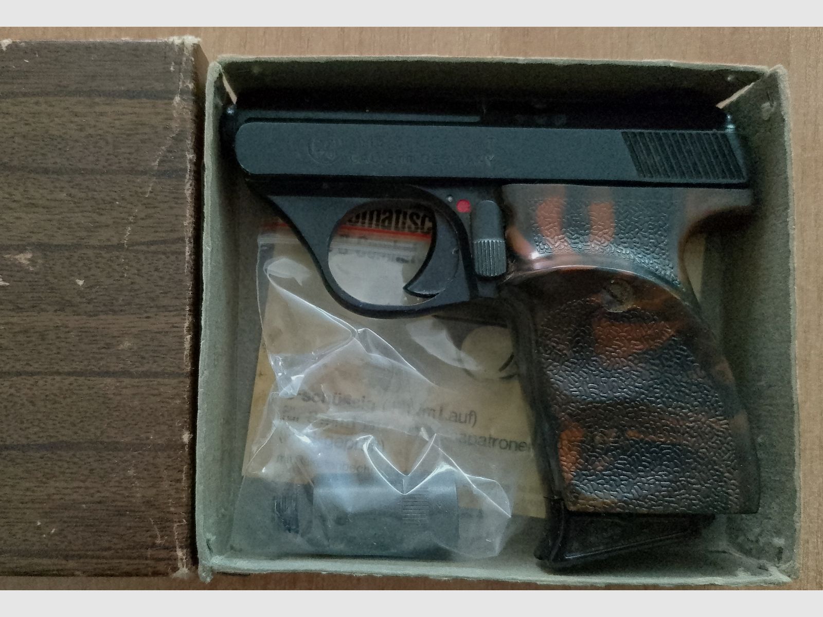 Erstes PTB! ME 8 Combat in 8 mm Knall im PTB 176 mit Verpackung!