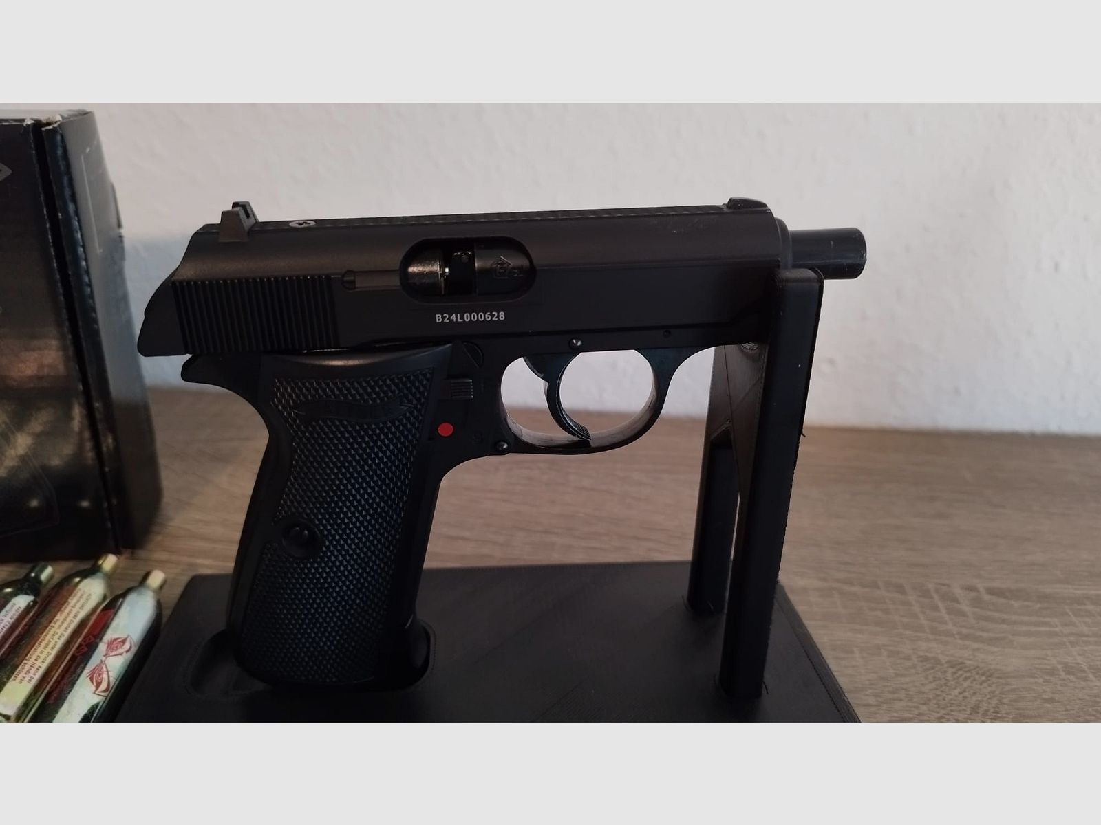 Walther PPK/S Legends mit Blowback und Zubehör Pistole 4,5mm BB CO2