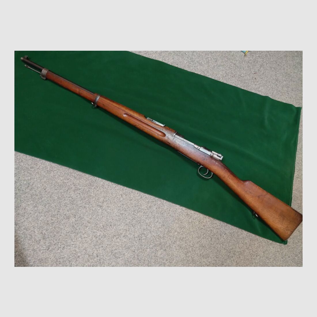 Szwedzki Mauser Carl Gustavs Stads M 96