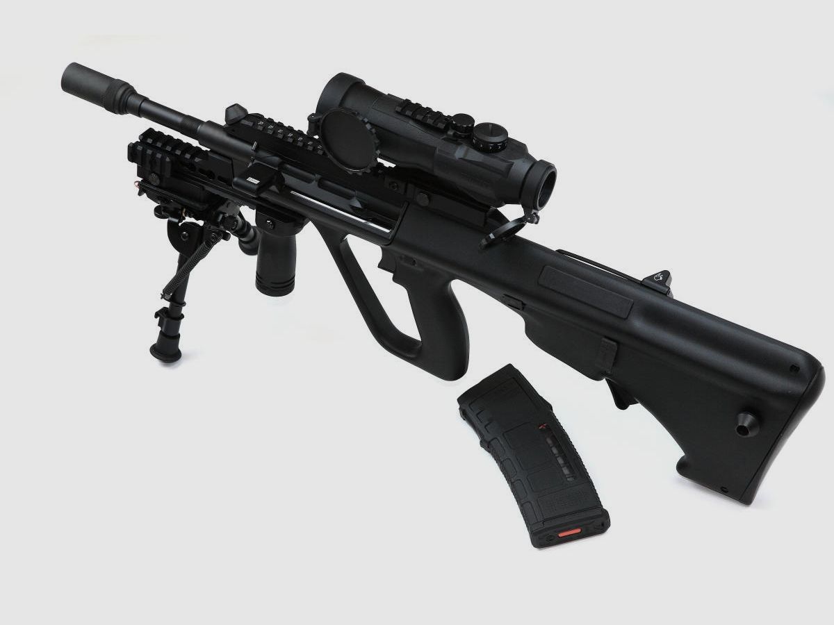 Corvus Defensio – Steyr AUG Tuning, Bild 4 von 17