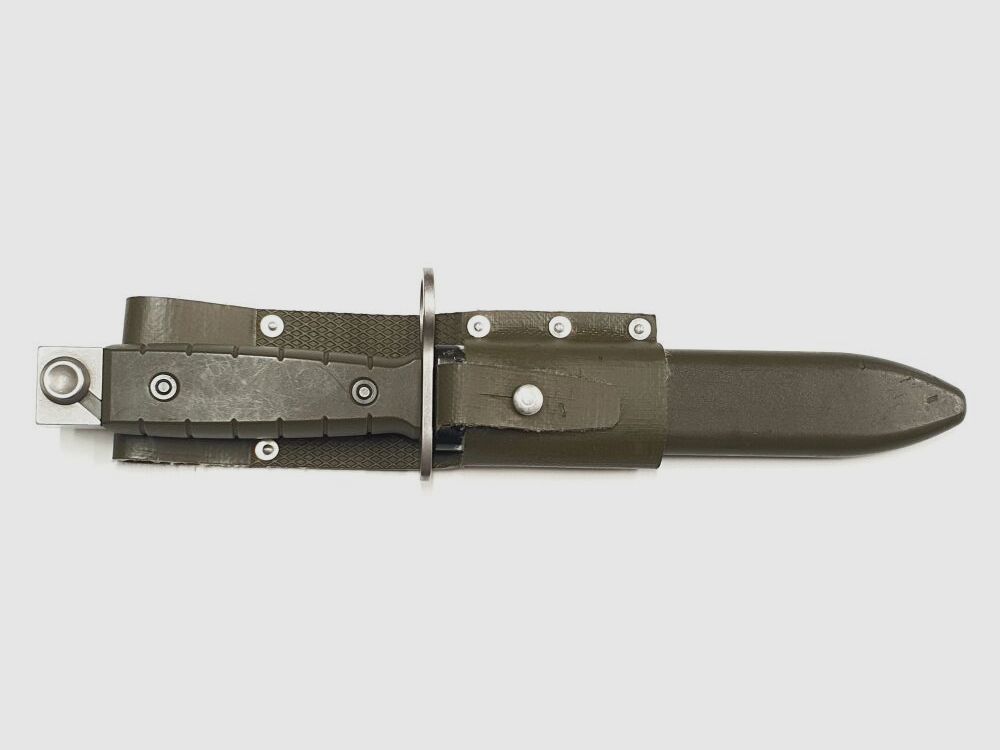 Schweizer Ordonanz Bajonett, SIG PE90/Stgw 90 mit Koppelschuh