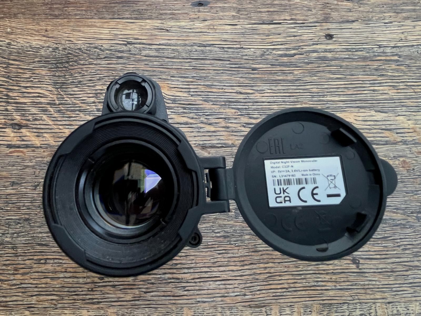 Dispositivo de visión nocturna digital HIKMICRO Cheetah C32F 940nm