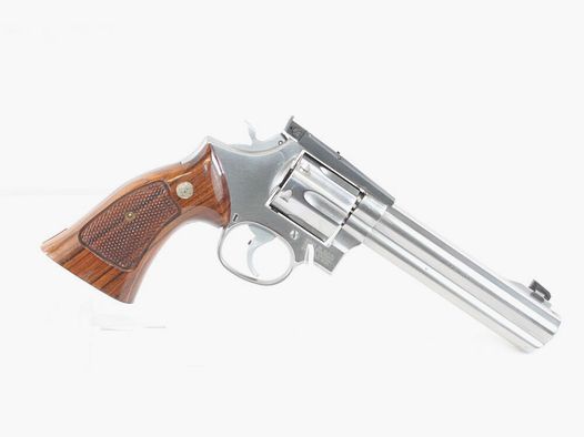 Smith & Wesson 686-4 Performance Center