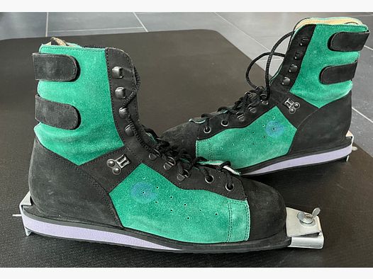 Shooting shoes from Gehmann including sole tensioner