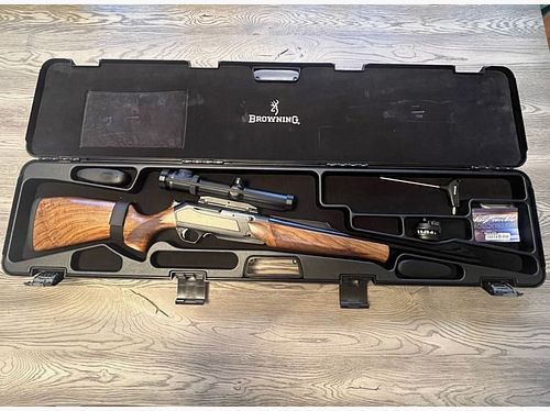semi-automatic rifle Browning Bar Zenith Wood HC caliber .30-06 with Zeiss Victory V8 M 1.1-8x30