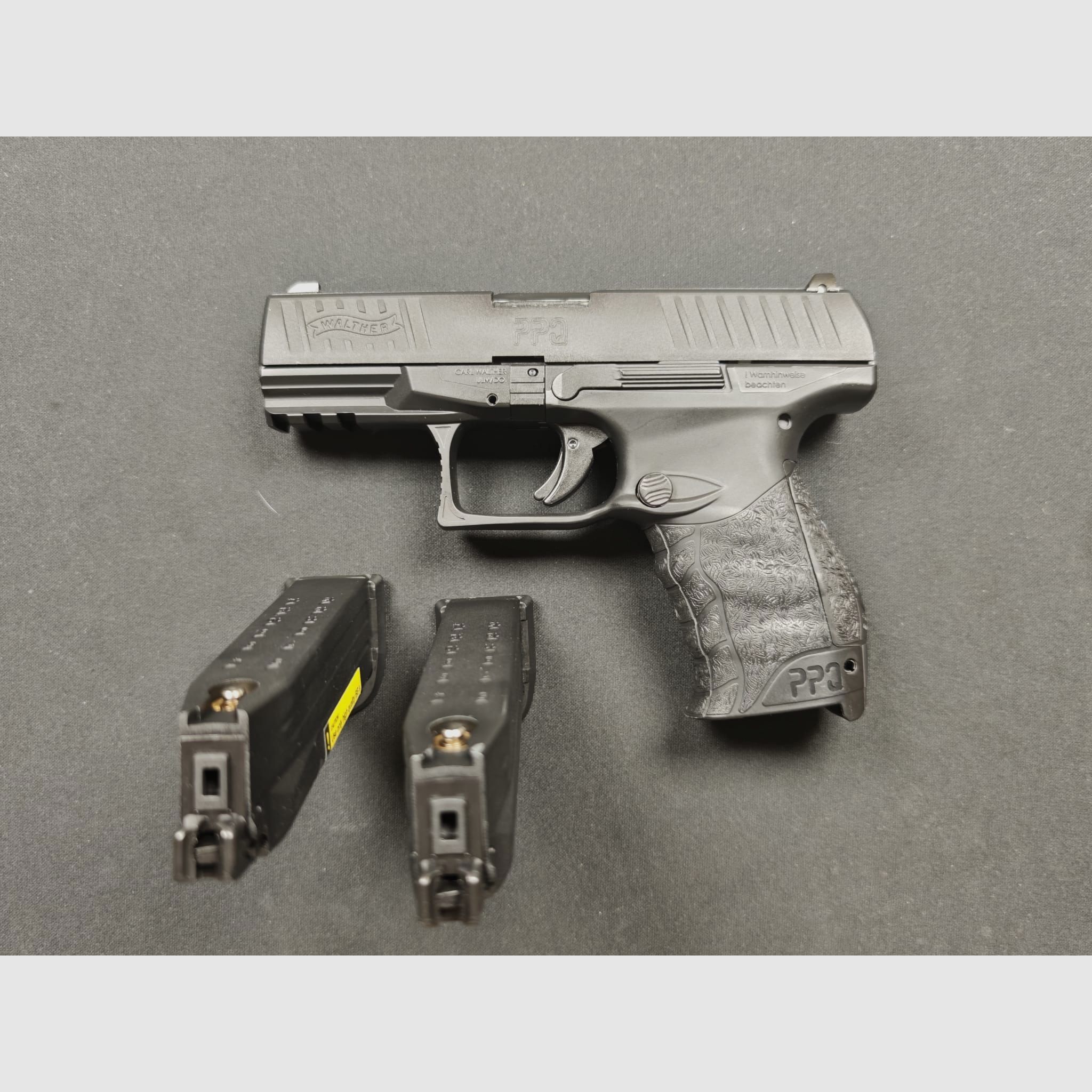 Walther PPQ M2 softair pistol caliber 6 mm BB gas blowback with 2 like new magazines