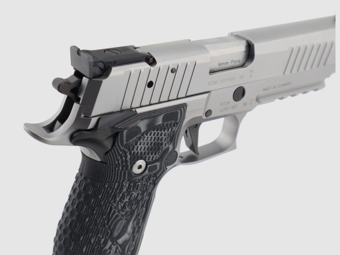  Sig Sauer P226 X-Five Supermatch aus deutscher Fertigung