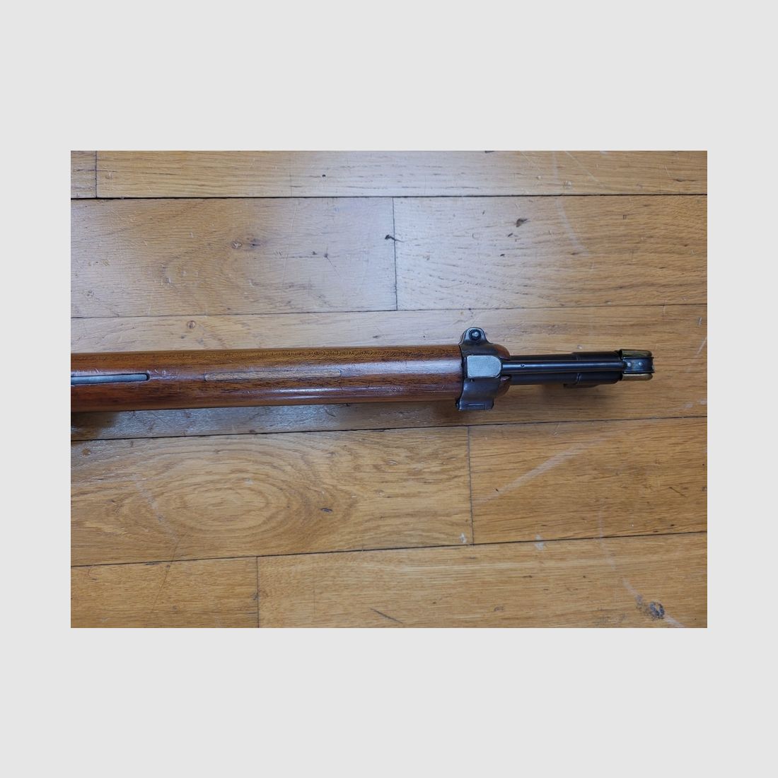 Très rare carabine Schmidt Rubin – mod.1889/1900 – Tir réduit précision 22LR / prix de Tir – transformation des années 1920 sur une arme de la première année de production – tous marquages militaires d&rsquo;origine – fluidité hors pair – canon et bois splendides – Esthétique parfaite – mieux qu&rsquo;une Rolex !, image 14 sur 31