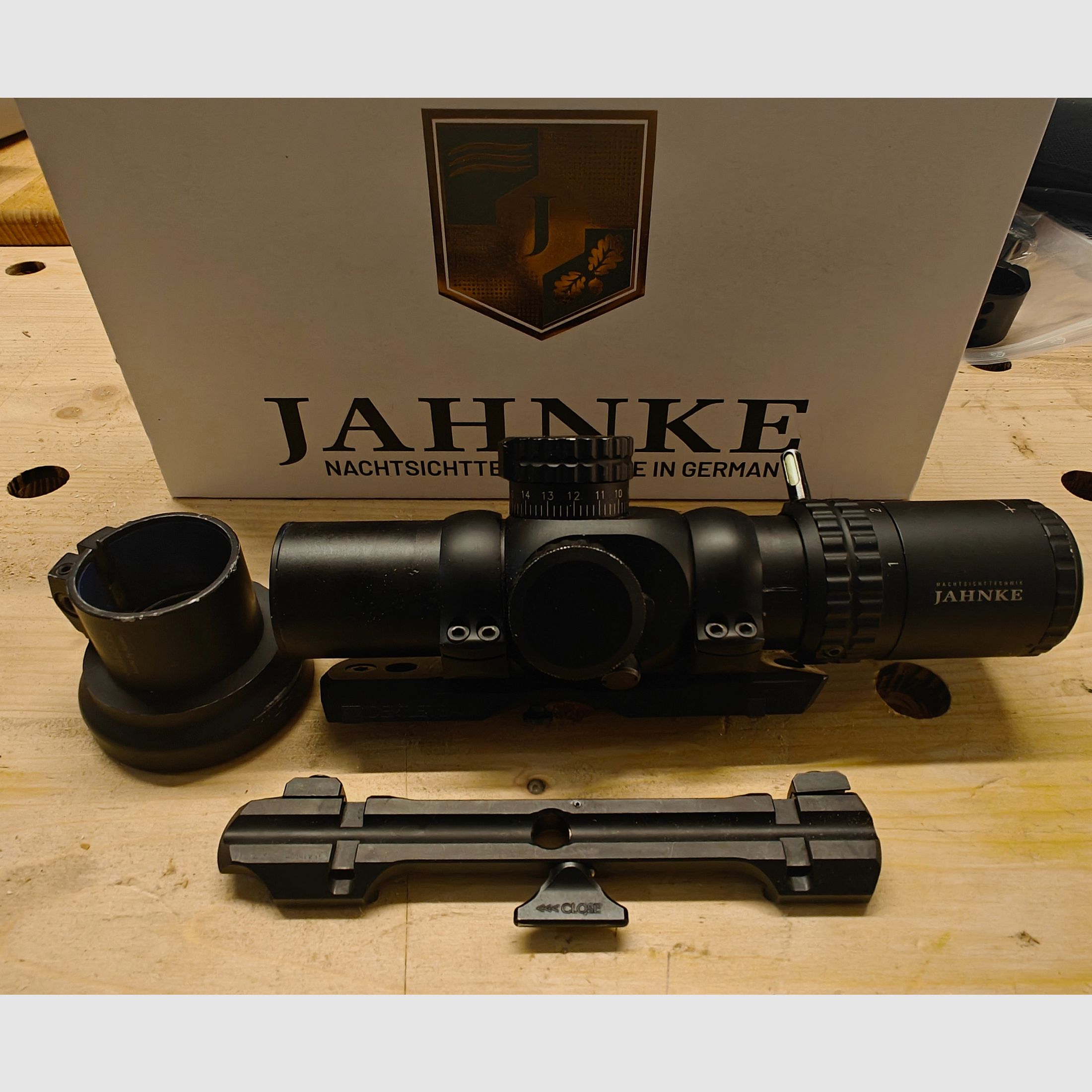Jahnke Noctis 1-6x28 ENSEMBLE COMPLET