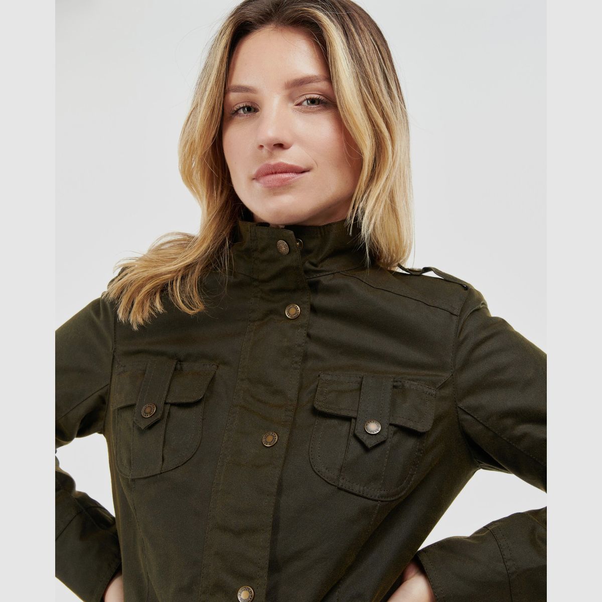 BARBOUR Wachsjacke Winter Defence Oliv