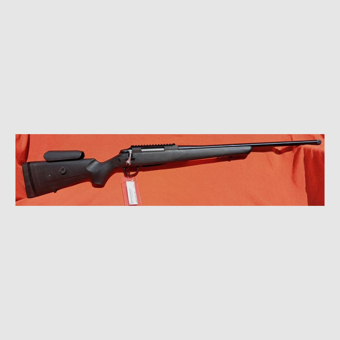TIKKA T3x Lite ADJ Corto con riel Picatinny