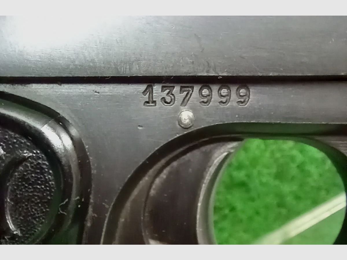 Aus Polizeisammlung, 1910/22 Bavaria Banks im Kaliber 7,65mm Browning.