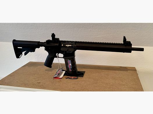 Tippmann Arms M4-22 Elite-GS 16" negro