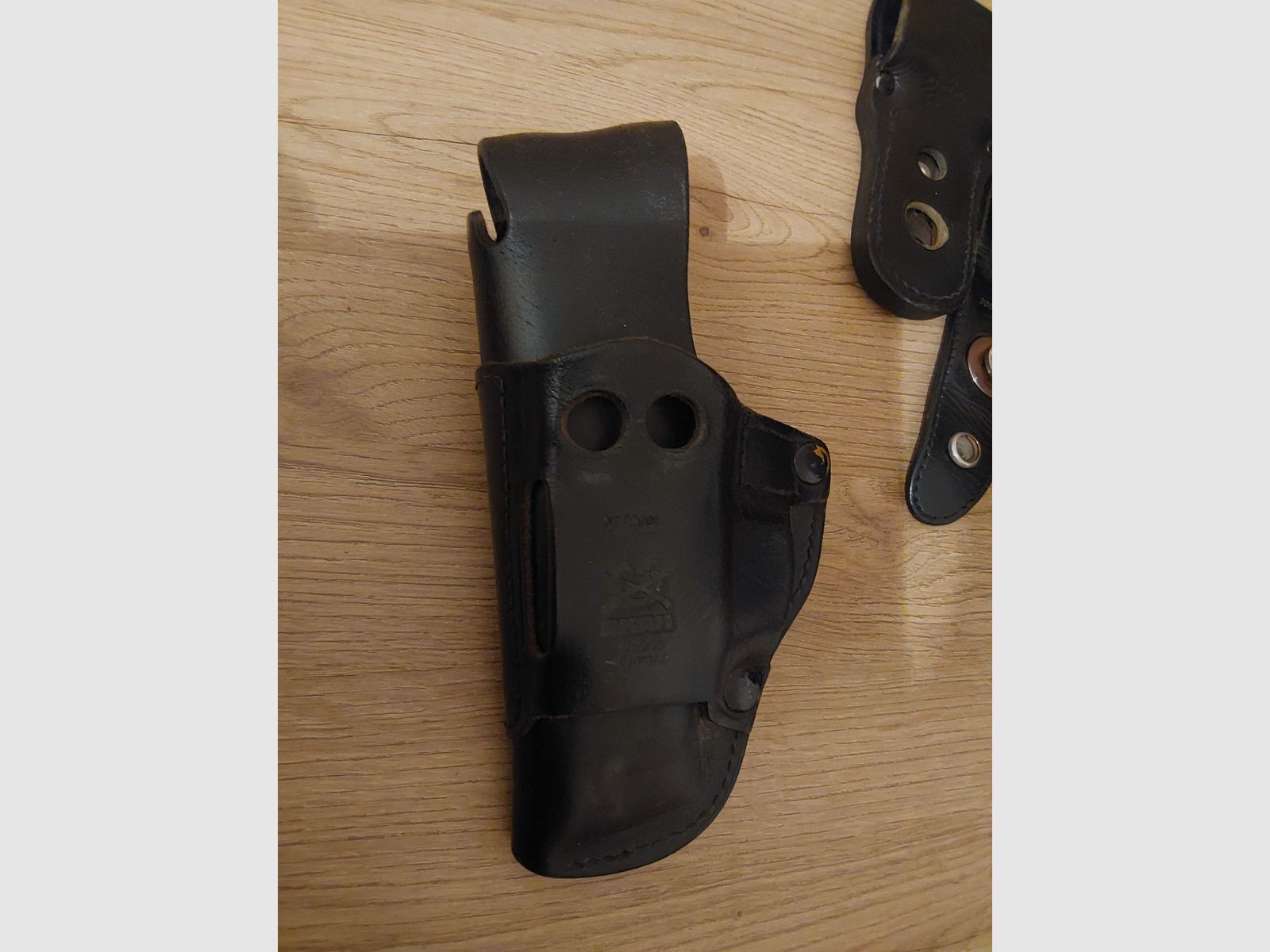 Pistolenholster, Pendelholster
