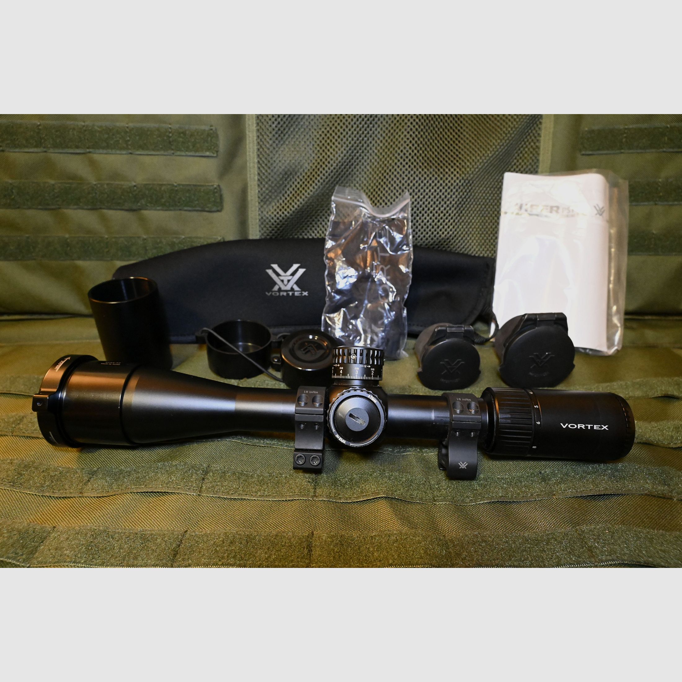 Vortex Viper PST Gen II 3-15x44 MRAD FFP EBR-7C - Komplettset