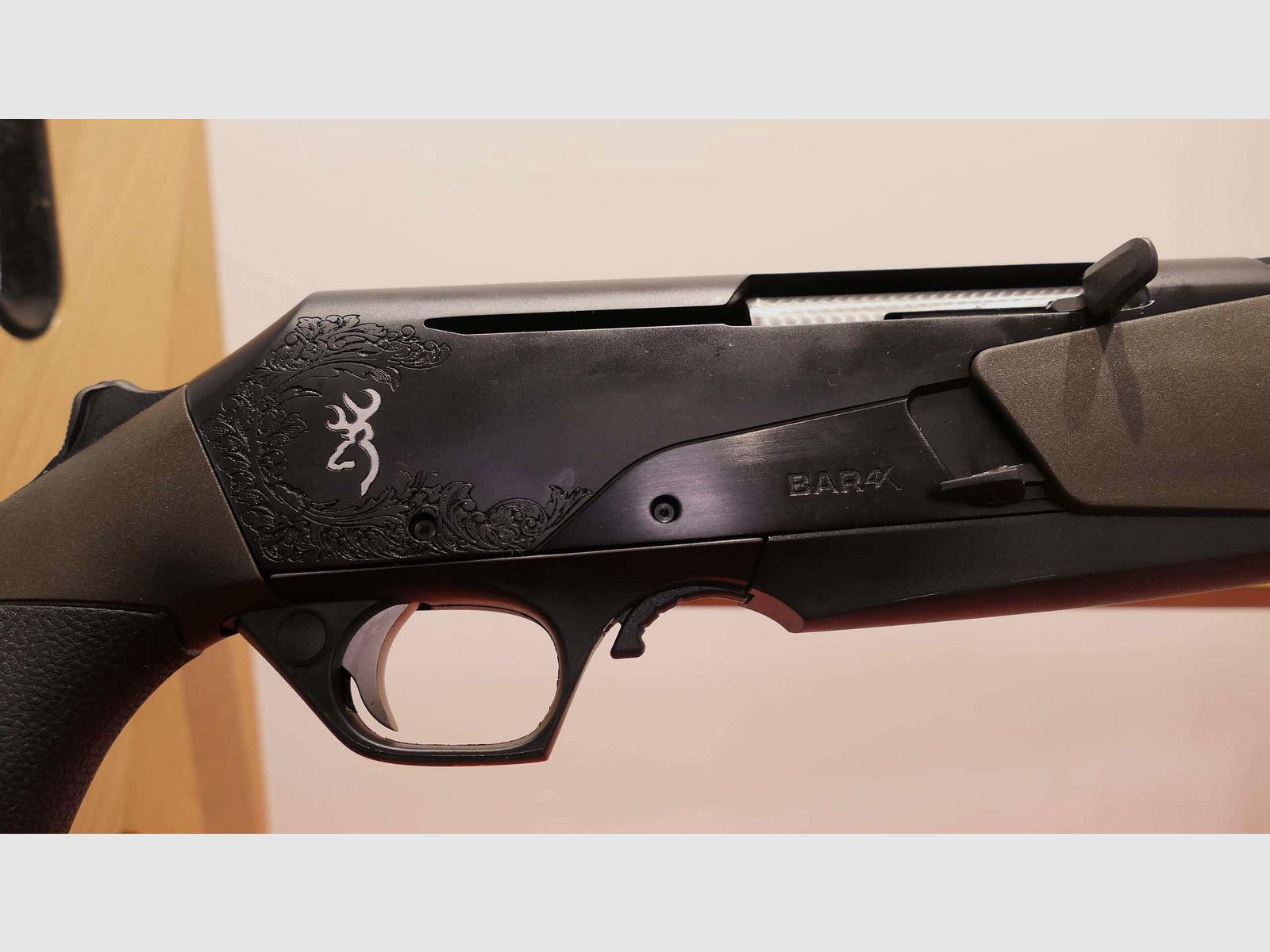 Carabine de chasse Browning Bar 4x Elite Synthe trou de pouce cal 9.3×62, image 3 sur 9