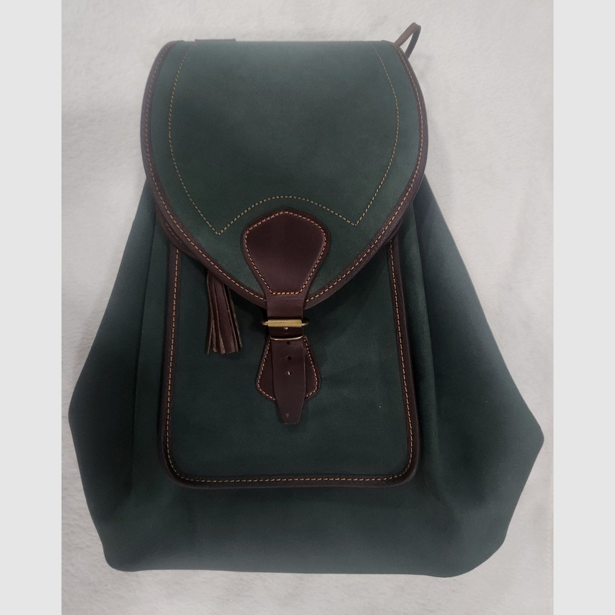 Rucksack aus Leder und Veloursleder, Bild 1 von 2