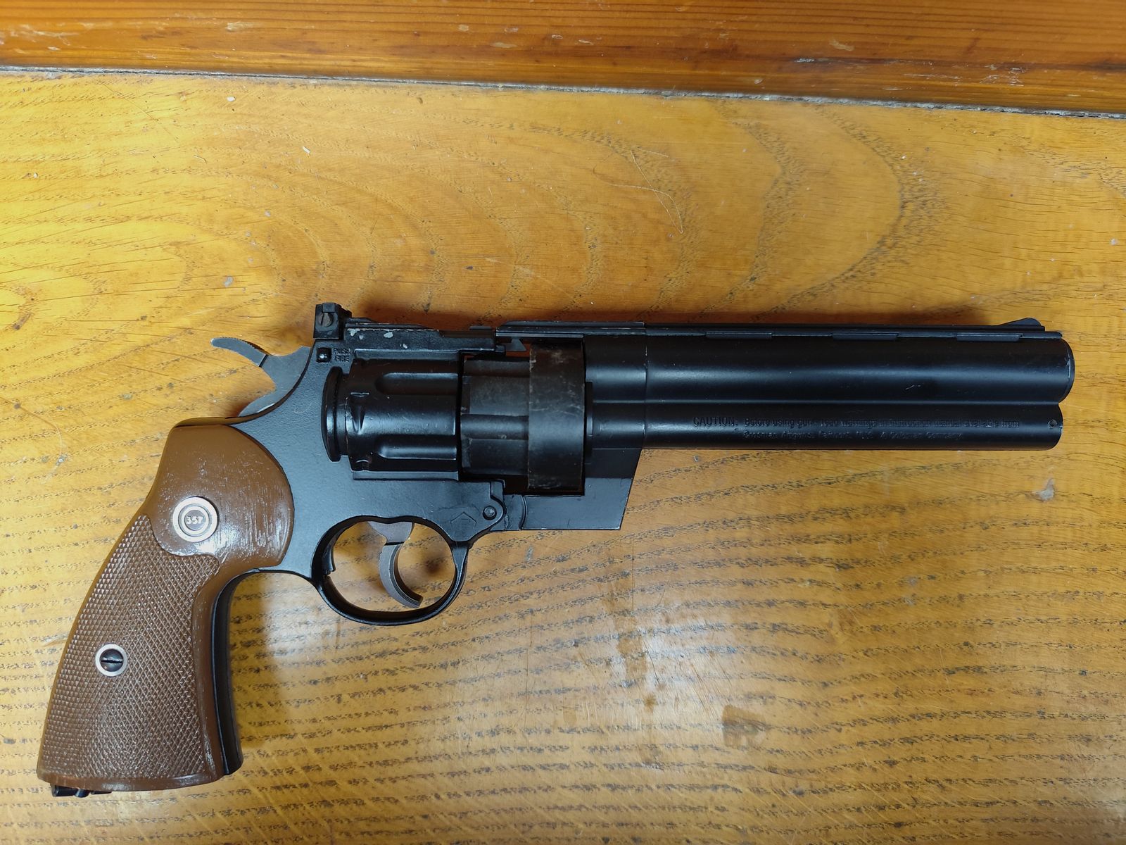 Crosman 3357 Kal. 50 co2 Defect
